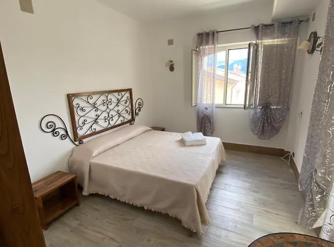 호텔 La Casa Di Michele 3*